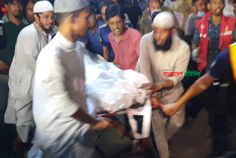 ভাইকে দোকানে রেখে বের হয়ে লাশ হলেন খালাতো ভাইসহ ২ জন
