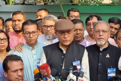 ৭ই মার্চের শপথ স্বাধীনতাবিরোধী পশ্চাৎমুখী অপশক্তির বিরূদ্ধে ঐক্যবদ্ধ প্রতিরোধ : তথ্যমন্ত্রী



