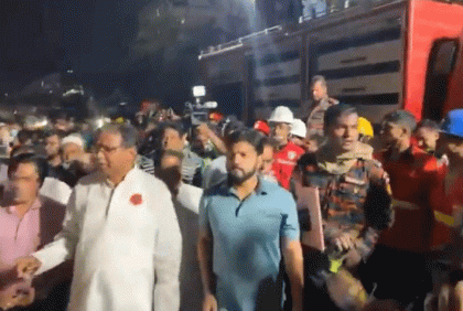 গুলিস্তানে বিস্ফোরণে আহতের দেখতে ঢামেকে বিএনপি নেতারা