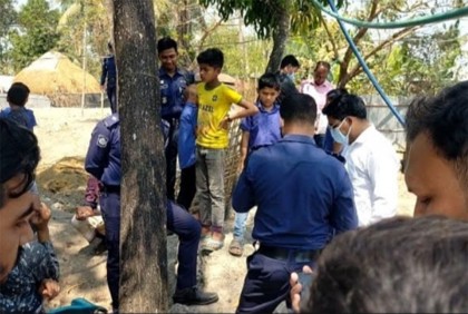 টেকনাফে দাফনের ১৩ দিন পর কবর থেকে শিশুর মৃতদেহ উত্তোলন

