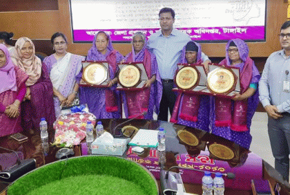 টাঙ্গাইলে চার নারী মুক্তিযোদ্ধাকে সংবর্ধনা