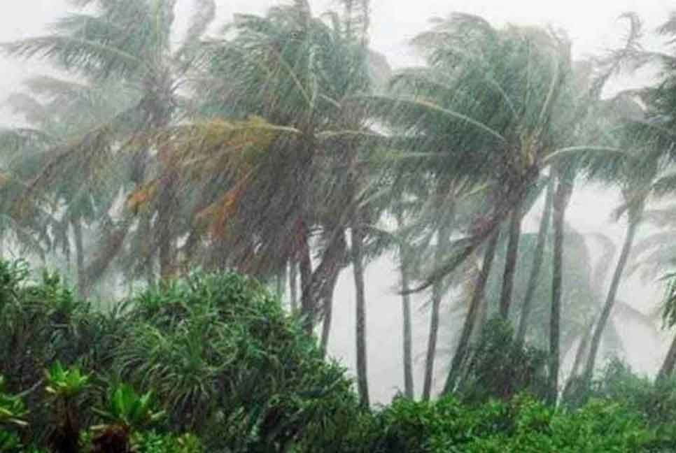 সাত জেলায় ৬০ কিমি বেগে ঝড়বৃষ্টির পূর্বাভাস