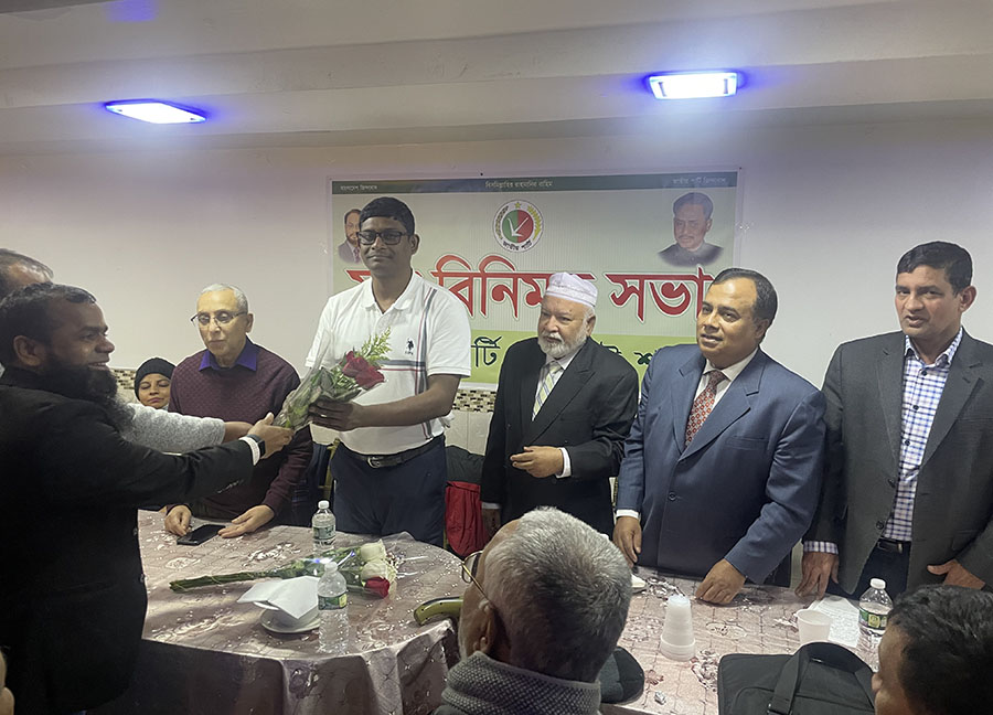 'বাংলাদেশের উন্নয়নে চাই এরশাদের বিকেন্দ্রীকরণ নীতি'
