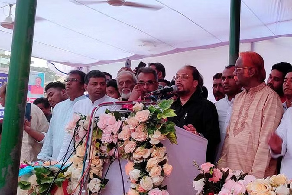 বাংলাদেশ আগ্নেয়গিরির মধ্যে আছে : জিএম কাদের 

