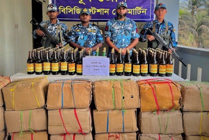 সেন্টমার্টিনে ৫৮৫ বোতল বিদেশি মদ জব্দ