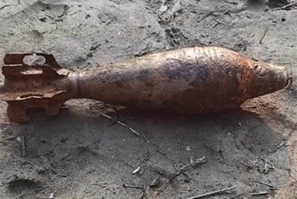 পুকুর থেকে মর্টার শেল উদ্ধার