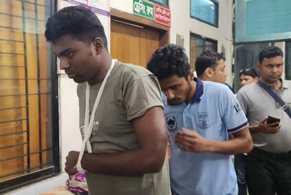 দিনাজপুরে স্বপ্নপুরীর কর্মচারীদের সাথে জবি শিক্ষার্থীদের মারামারি, আহত ১৪