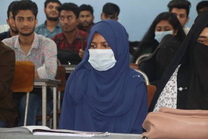 এক মাস পর ক্লাসে ফিরলেন ফুলপরী