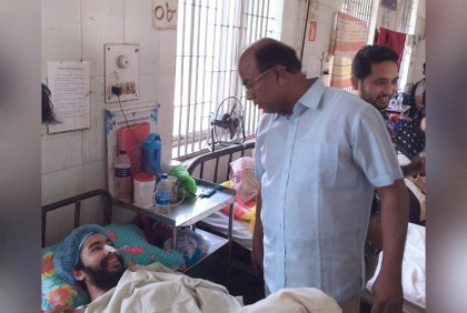 রাবিতে সংঘর্ষে তিন শিক্ষার্থীর চোখের রেটিনা ক্ষতিগ্রস্ত, পাঠানো হচ্ছে ঢাকায় 