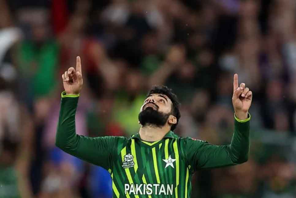 পাকিস্তানের অধিনায়কত্ব পেলেন শাদাব খান