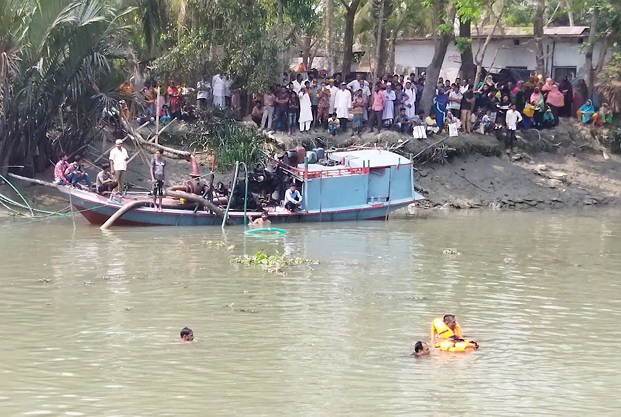 মোরেলগঞ্জে নিখোঁজ ড্রেজার শ্রমিকের লাশ উদ্ধার