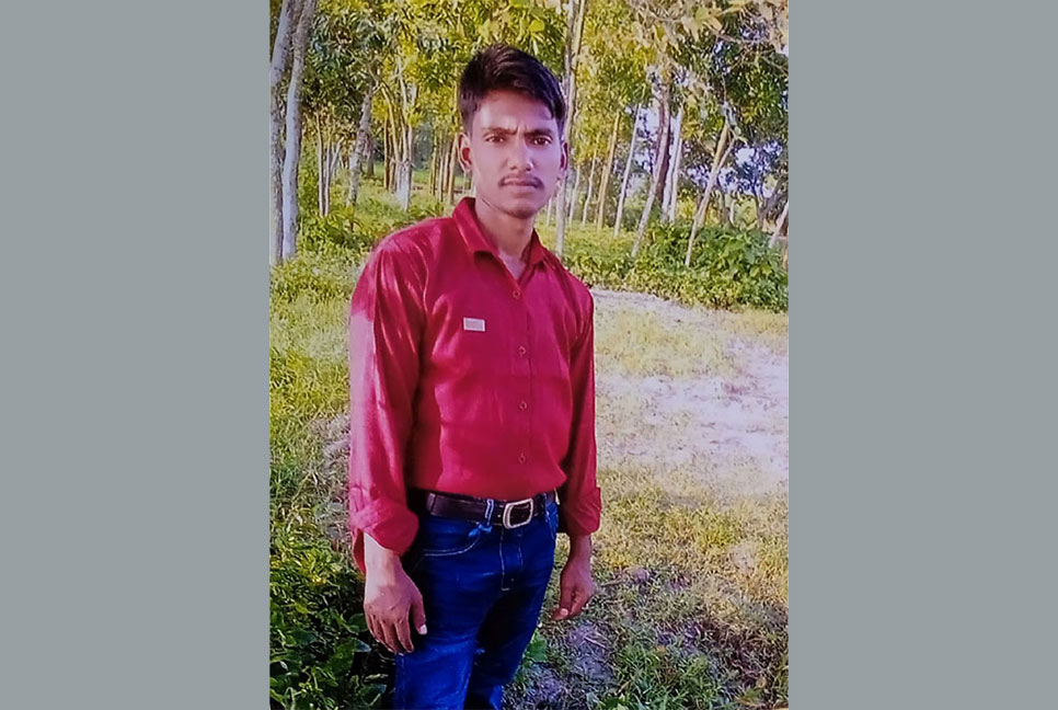 পরকীয়া প্রেমিকের গায়ে আগুন দিয়ে পুড়িয়ে হত্যার অভিযোগ, আটক ১