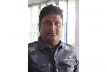 দৌলতপুরে ইউপি সদস্যকে কুপিয়ে হত্যা