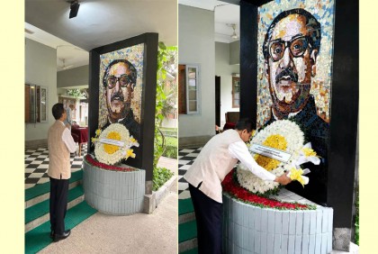 জন্মবার্ষিকীতে বঙ্গবন্ধুর প্রতি ভারতীয় হাইকমিশনারের শ্রদ্ধা


