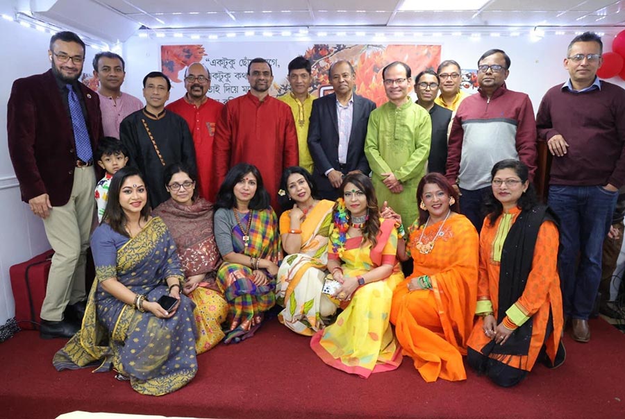 অন্য এক মাত্রায় নিউইয়র্কে ফাল্গুন উৎসব