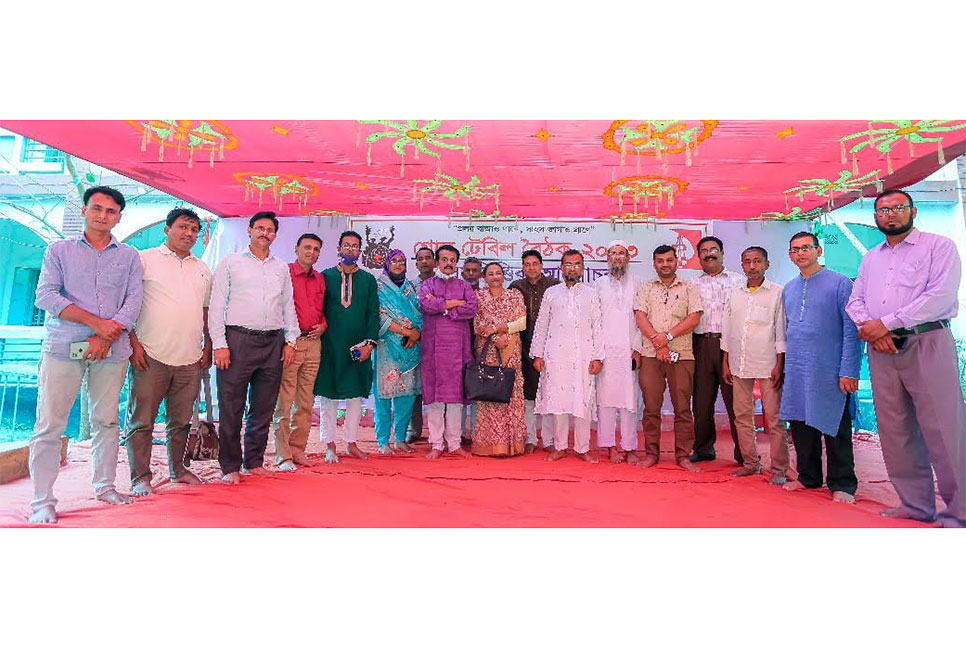সরাইলে উদীচীর গোলটেবিল বৈঠক অনুষ্ঠিত