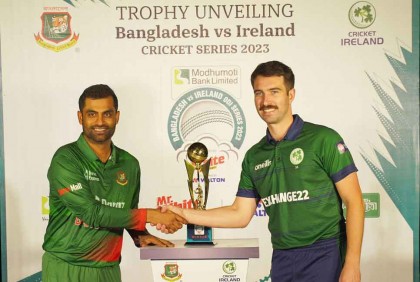 টস হেরে ব্যাটিংয়ে টাইগাররা, তৌহিদের অভিষেক