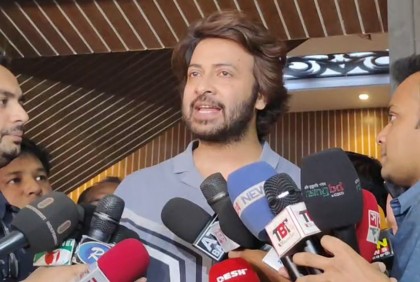 ডিবি কার্যালয় থেকে বেরিয়ে যা বললেন শাকিব খান
