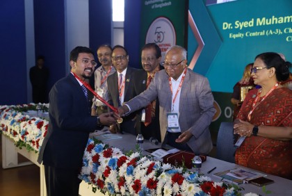 চক্ষু গবেষণায় বাংলাদেশের সর্বোচ্চ সম্মাননা পেলেন চট্টগ্রামের ডা. আসিফ