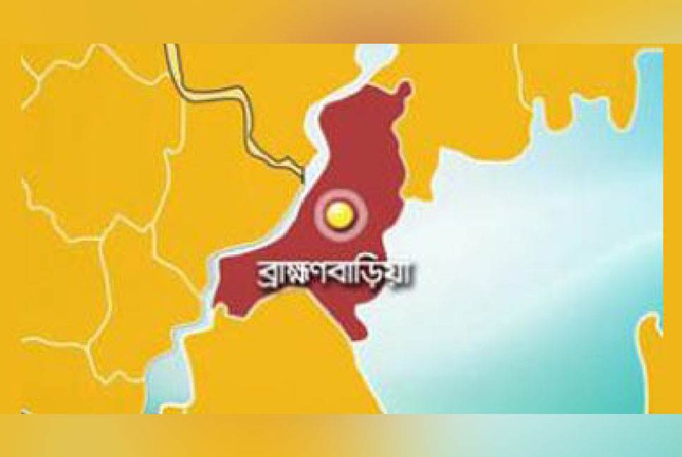 নারীর গায়ে পেট্রোল ঢেলে আগুন দেওয়ার অভিযোগ