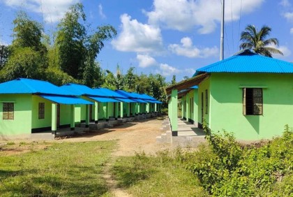 সরকারের দেওয়া ঘর পেয়ে উচ্ছ্বসিত পাহাড়বাসী