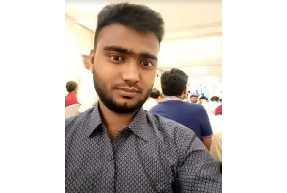 বীরগঞ্জে সড়ক দুর্ঘটনায় 
নিহত ১