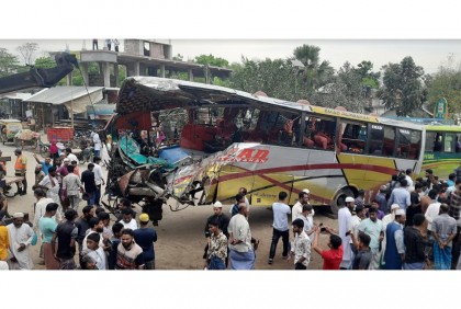 মাদারীপুরে সড়ক দুর্ঘটনার তদন্ত প্রতিবেদনে
১৪টি সুপারিশ 