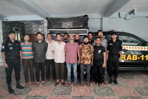 বেগমগঞ্জে পাসপোর্ট দালাল চক্রের ১১ সদস্য গ্রেফতার 