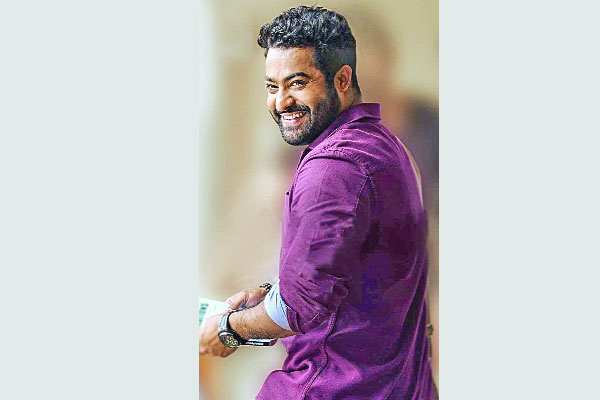 অভিনয় ছেড়ে দিচ্ছেন
