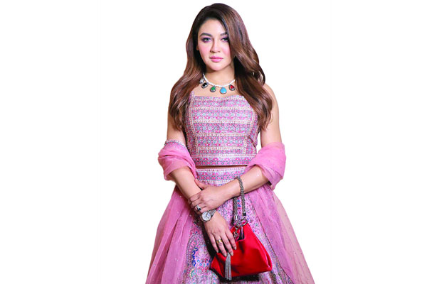 ট্রলের শিকার জয়া