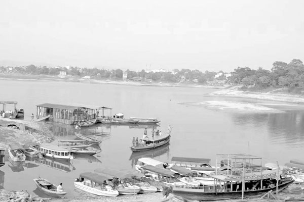 কাপ্তাই হ্রদে ডুবোচরে ভোগান্তি