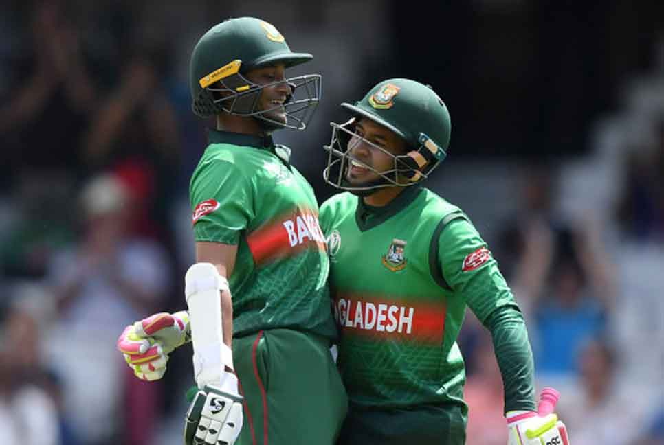 সাকিবের জন্মদিনে মুশফিকের ‘অন্যরকম’ বার্তা