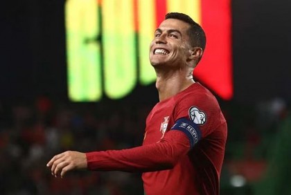 রোনালদোর জোড়া গোলে পর্তুগালের দাপুটে জয়