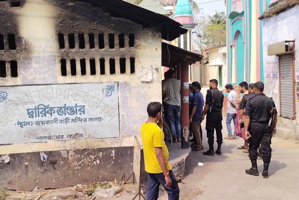 নোংরা পরিবেশে কাঁচাগোল্লা তৈরির অপরাধে জরিমানা