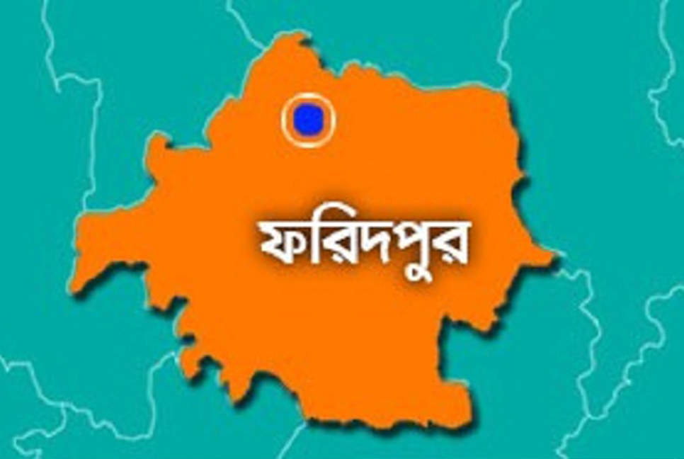 ধর্ষণের অভিযোগ তুলে বাবা-ছেলেকে নির্যাতন, ভিডিও ভাইরাল