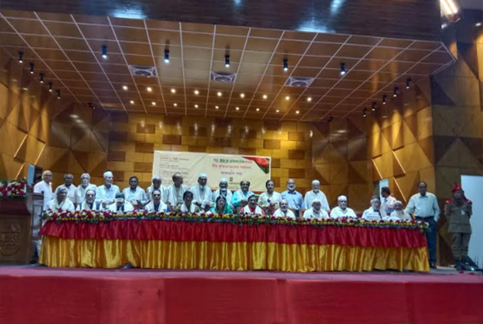 ৫০ মুক্তিযোদ্ধাকে সম্মাননা দিলো চবি 