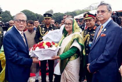 স্বাধীনতা দিবসে রাষ্ট্রপতির সংবর্ধনায় প্রধানমন্ত্রীর যোগদান

