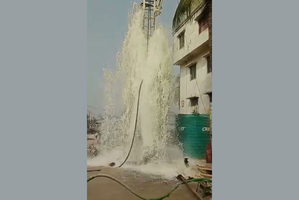 পানির স্তর নিচে যাওয়ায় টঙ্গীতে ২৪ গভীর নলকূপ