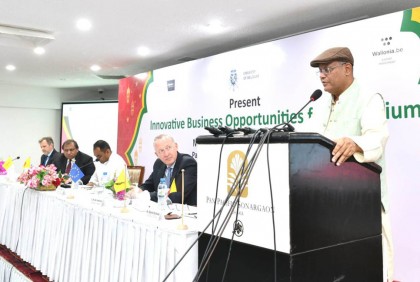 রাজনৈতিক স্থিতিশীলতার কারণে বিনিয়োগে আগ্রহ বাড়ছে বিদেশিদের : তথ্যমন্ত্রী

