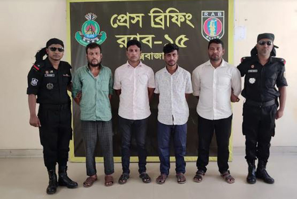 উখিয়ায় কলেজ ছাত্র নিযার্তন: মূলহোতাসহ গ্রেফতার ৪