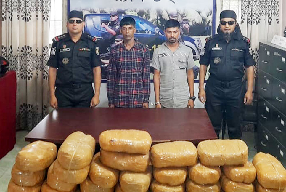 বগুড়ায় ১১০ কেজি গাঁজাসহ 
দুইজন গ্রেফতার
