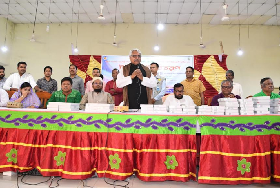 
'বর্তমান প্রজন্মকে আধুনিক প্রযুক্তিতে গড়ে তুলতে হবে'