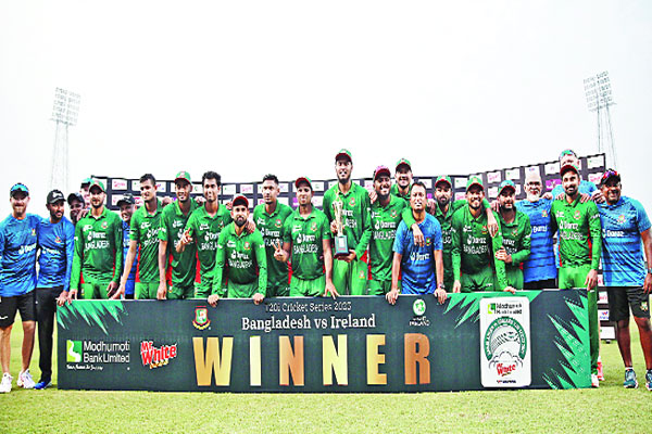 ব্যাটিং ব্যর্থতায় হার