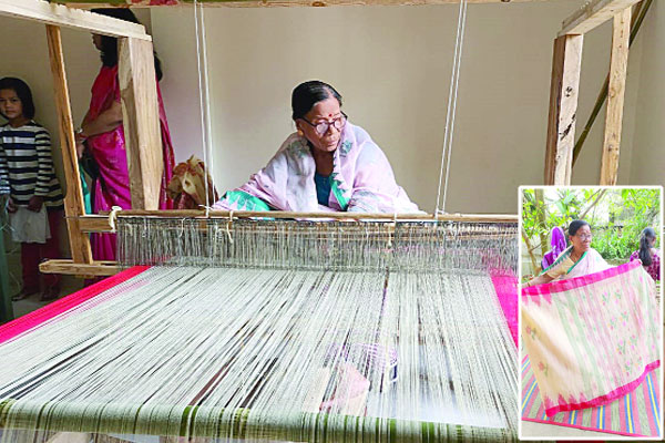 কলাগাছের সুতা থেকে শাড়ি!
