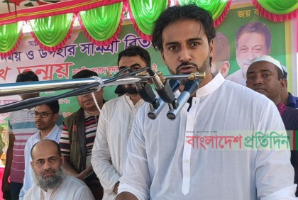 ‘বিএনপি সরকারের পতন ঘটাবার কথা বলেও মানুষের অসুবিধায় পাশে দাঁড়ায় না’