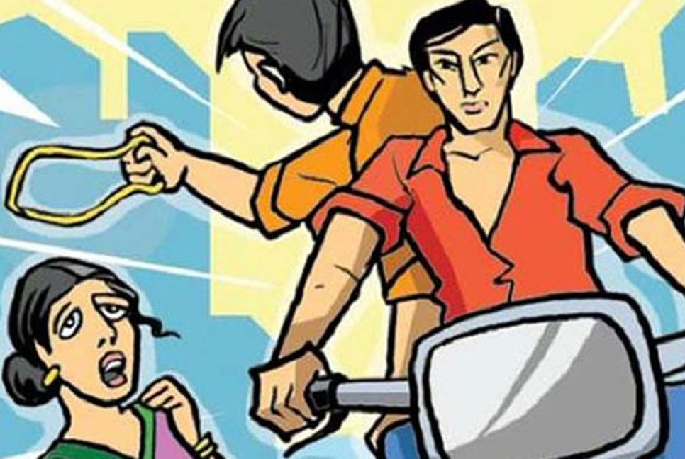 বিশ্ববিদ্যালয় ছাত্রীকে কুপিয়ে মোবাইল ছিনতাই
