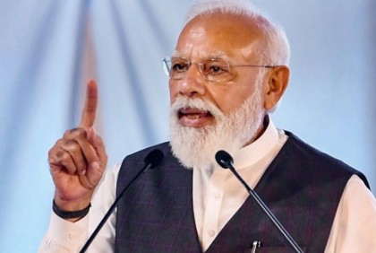 বাইডেনদের পেছনে ফেলে জনপ্রিয়তার শীর্ষে মোদী