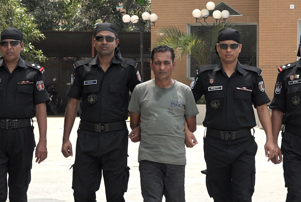 বরগুনায় কিশোরী ধর্ষণ মামলার আসামি গ্রেফতার