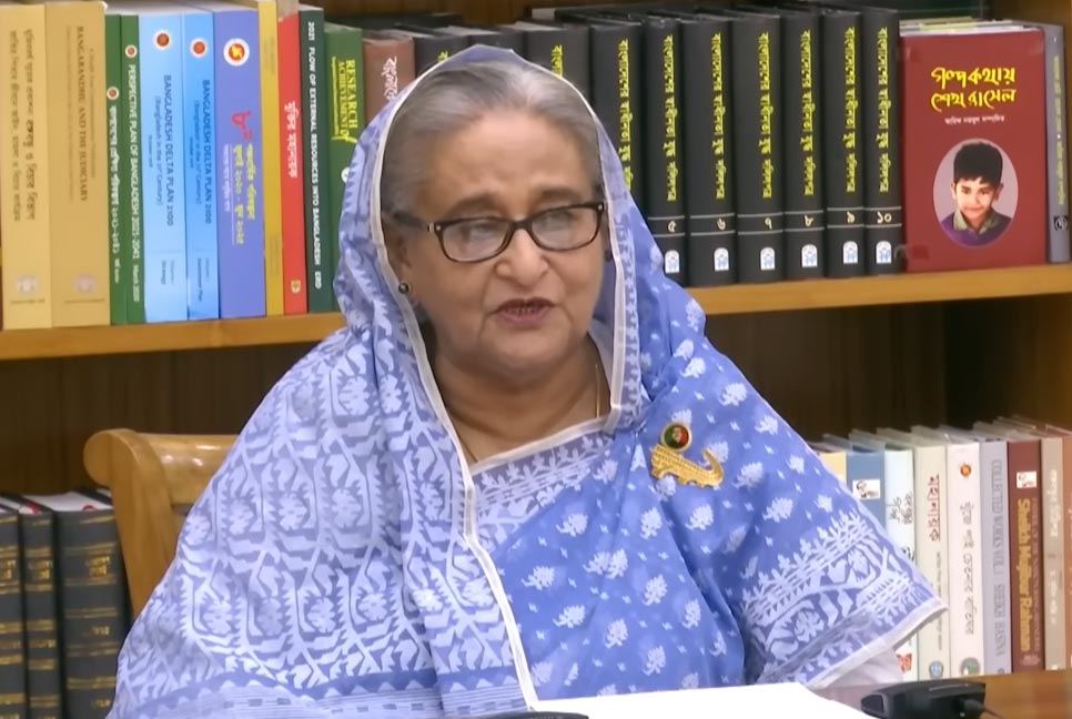 ফায়ার সার্ভিসে হামলাকারীদের চিহ্নিত করে ব্যবস্থা : প্রধানমন্ত্রী