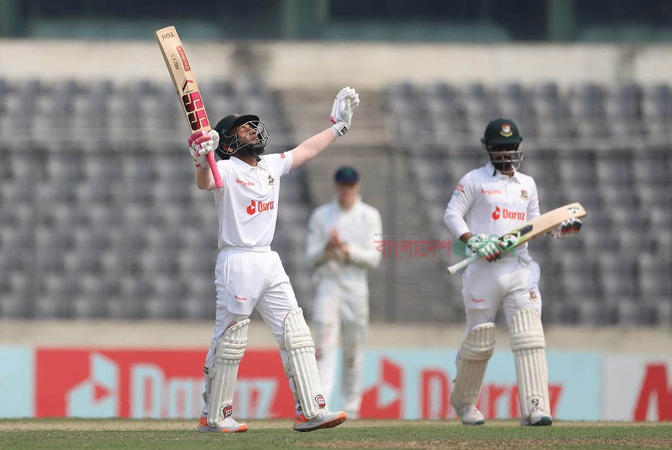 টাইগারদের বড় লিড এনে দিয়ে বিদায় মুশফিকের